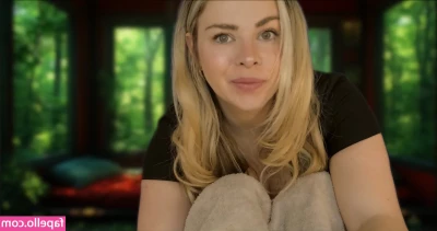 Scottish Murmurs ASMR [ scottish-murmurs-asmr ] - Hi