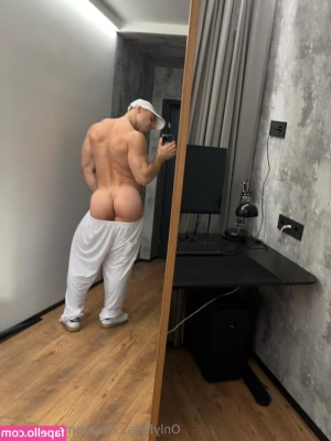 grom_burja_vip [ grom-burja-vip ] - Serious selfie of your favorite maid