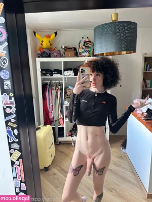 bitwink18 - Some portrait shots ft. my titties