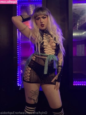 awhor3aphobia - Under my spell and completely bewitched    Should I do more fun