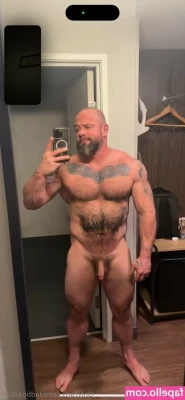 dadbodz520 - Toujours tannante