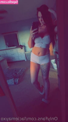 laciemayxo - Thick thigh Thursday  Worship your Goddess Luna