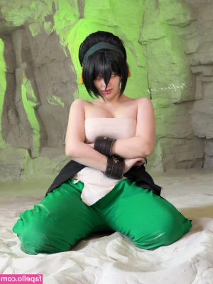 mia_green_tea [ mia-green-tea ] - Peek a boo!