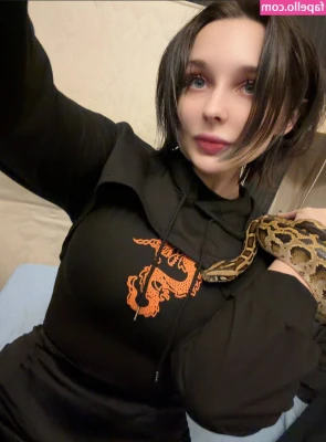 mia_green_tea [ mia-green-tea ] - Hey guys