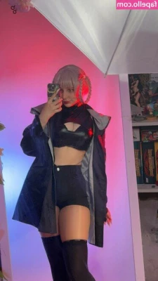 mia_green_tea [ mia-green-tea ] - I’ve been missing singing so I thought why not combine the two.