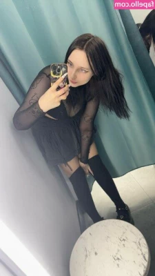 mia_green_tea [ mia-green-tea ] - Should He Nut On My Tongue 👅