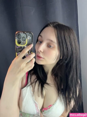 mia_green_tea [ mia-green-tea ] - Fresh, wet and a little hairy🚿💦🍃 have a goodnight😘