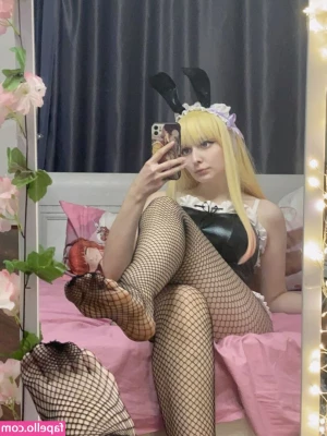 mia_green_tea [ mia-green-tea ] - Which picture do you want to kiss