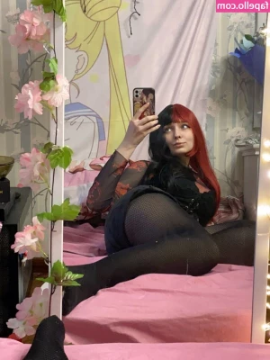 mia_green_tea [ mia-green-tea ] - Want to see me take it off  Join my VIP page for the video or tip  5