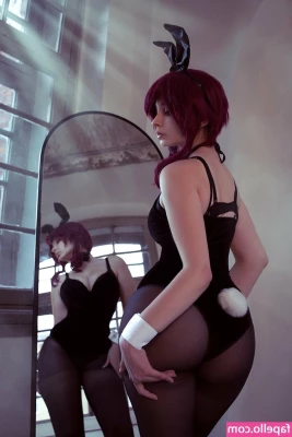mia_green_tea [ mia-green-tea ] - Where did you look first? 👀