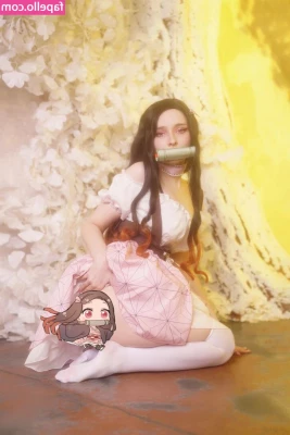 mia_green_tea [ mia-green-tea ] - Oh Mr Miller!!!! Watch me use this new thing I’ve found!!!!