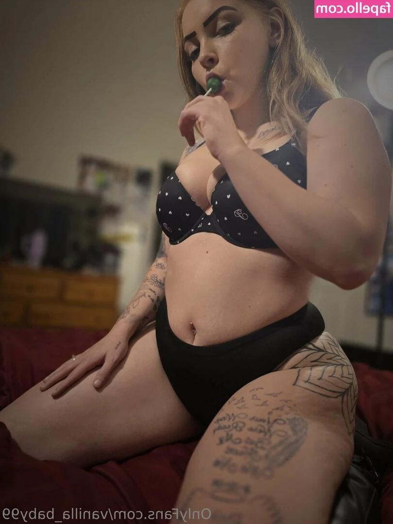 vanilla_baby99 [ vanilla-baby99 ] - Clean and ready to jump into bed  Anybody want to join me