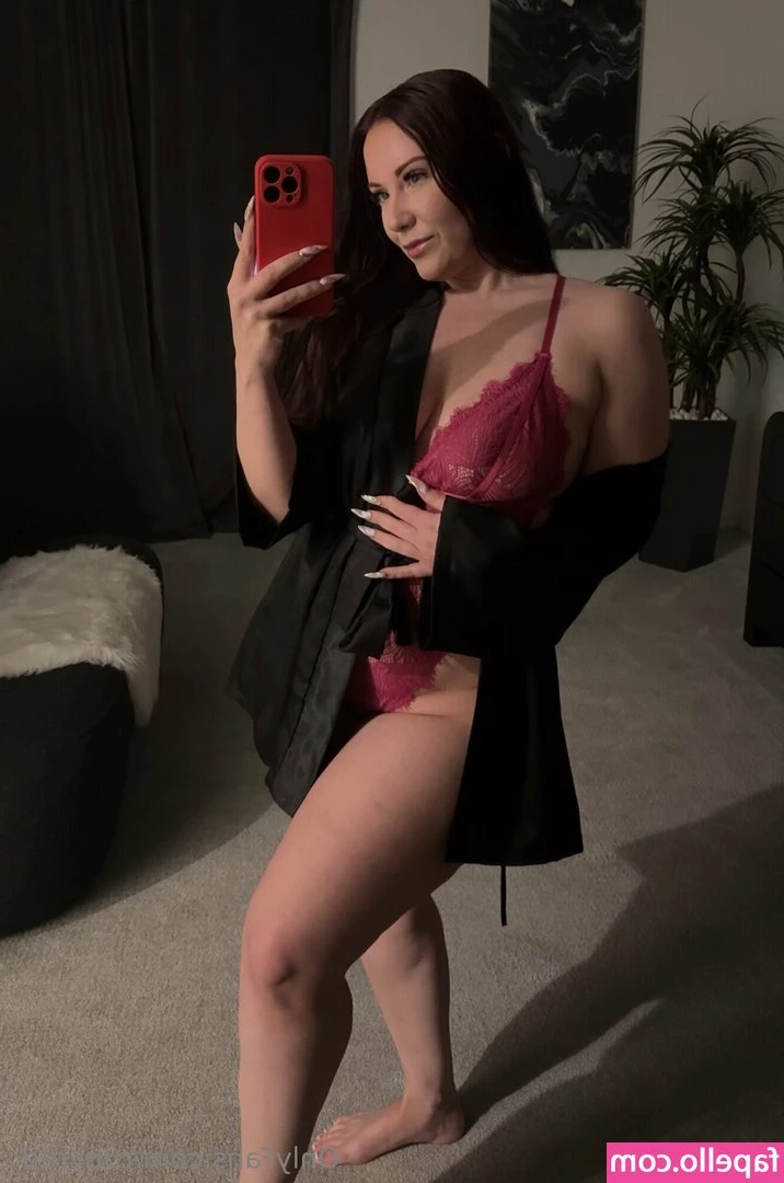 rubyred_ [ rubyred-3 ] - raise your hand if you re on the menu tonight