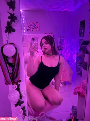 doniraof - smile if you're horny ☺️☺️☺️