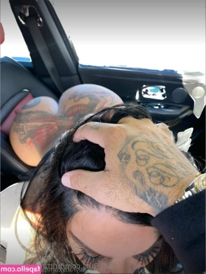 brittanya2horny [ brittanya2horny-3 ] - just DM d you a video of me dripping wet in the shower   xoxo
