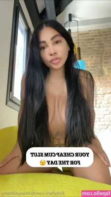 brittanya2horny [ brittanya2horny-3 ] - Don t forget to take advantage of my special offer over the Christmas