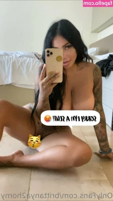brittanya2horny [ brittanya2horny-3 ] - plusieurs NOUVEAUX contenus plusieurs fois par jour dans tes DM