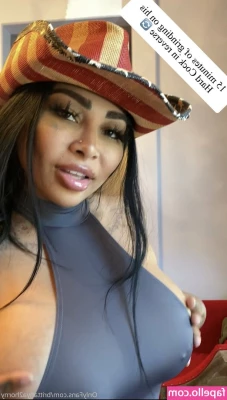 brittanya2horny [ brittanya2horny-3 ] - look at this great photo with our back full of cum what a delight 