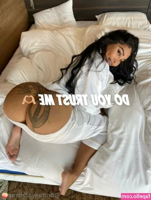 brittanya2horny [ brittanya2horny-3 ] - You should touch it