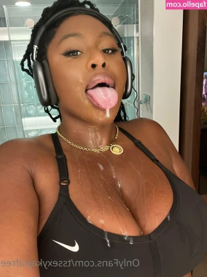 tssexykaylafree - Feeling a little sick who can cum and take care of me? 😔