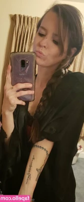 redheadxlayla - Dm me to see more :)