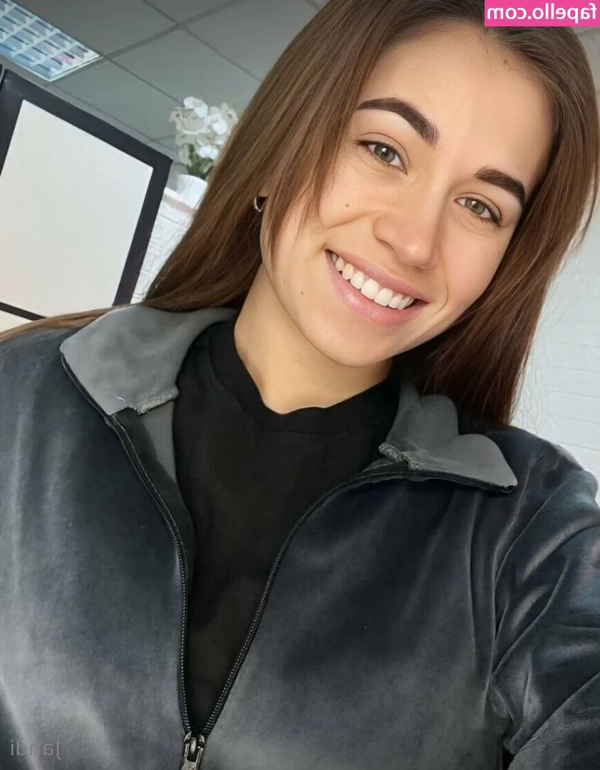jandi_privat [ jandi-privat ] - Im ready to 𝓟𝓵𝓪𝔂 🥵 Are you ?