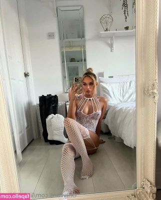 littlelucyyy - Pull out or creampie me? 🥧🥰