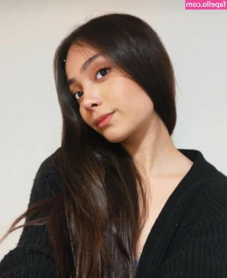 Saraclark_love23 [ saraclark-love23 ] - Hey you guys come check out my page  Dropping hot content soon