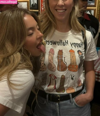Sydney Sweeney [ sydney-sweeney-2 ] - I love sunset pics!