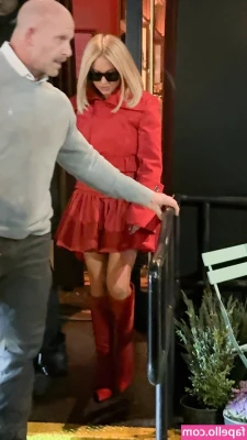 Sydney Sweeney [ sydney-sweeney-2 ] - Looking for a thrill? 😈 Chase me into your DMs for some killer fun