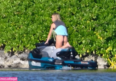 Sydney Sweeney [ sydney-sweeney-2 ] - Today's tease (30/01/2022)