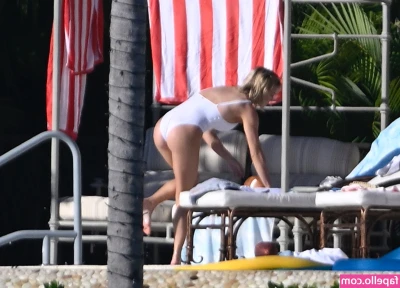 Sydney Sweeney [ sydney-sweeney-2 ] - Alguien me regala un conjunto blanco?!?!?