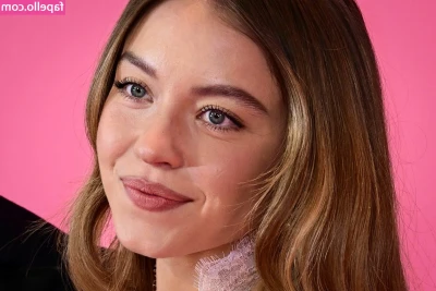 Sydney Sweeney [ sydney-sweeney-2 ] - And for those of you who don’t care about the wedding. Happy