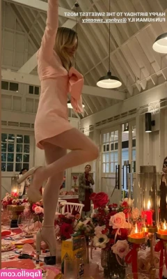 Sydney Sweeney [ sydney-sweeney-2 ] - 🫶🏿the ASS🍑 of the year is back with the best content for you