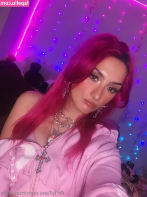 macylots - Am I looking cute ?