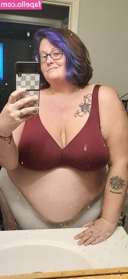 czarinarose - Who wants to spank me