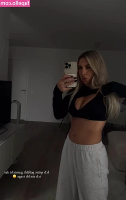 Kristinkbi - bottoms up
