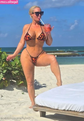 Nicole Coco Austin [ nicole-coco-austin ] - Erika and Lexi Pussy Play HOUR Compilation