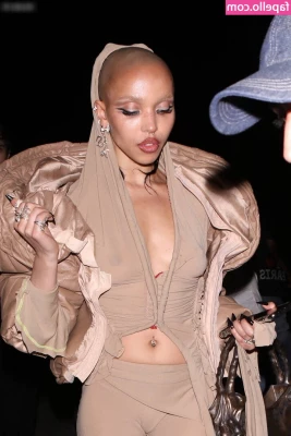 FKA Twigs [ fka-twigs ] - Who wants to catch my butterfly? 🦋