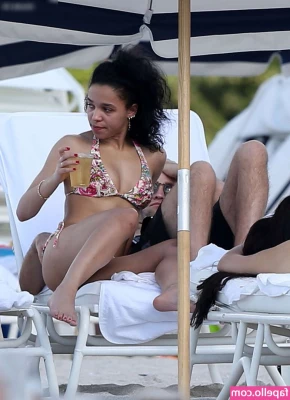 FKA Twigs [ fka-twigs ] - Hey everyone  Follow My friend Angel too  https onlyfans com