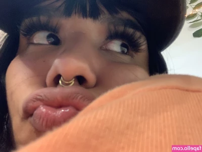 FKA Twigs [ fka-twigs ] - Join my site so I can send you naughty content like this everyday!