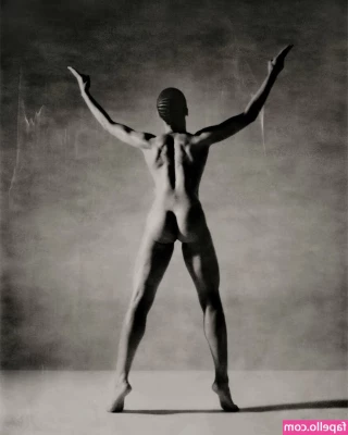 FKA Twigs [ fka-twigs ] - how did the pantyhose leave me como me dejaron las pantimedias