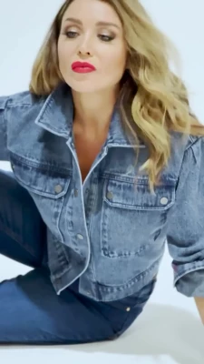 Dannii Minogue [ dannii-minogue ] - One more day until Friday