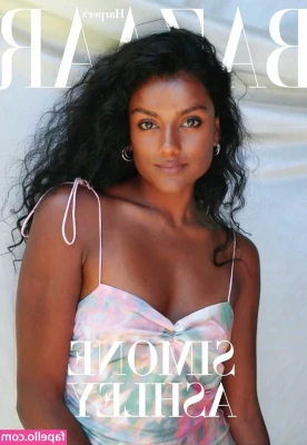 Simone Ashley [ simone-ashley ] - Going to go live in an hour ish for a test run!  I'm not sure