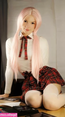 Soly ASMR [ soly-asmr ] - i’m feeling so sexy in this photo😍