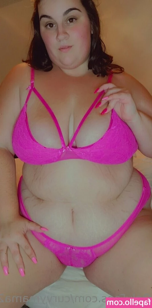 curvymama2020 - Wishing the wall were your face