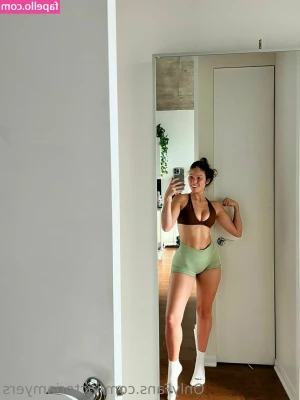 Victoria Lynn Myers [ victoria-lynn-myers ] - Wanna see what’s underneath 😇