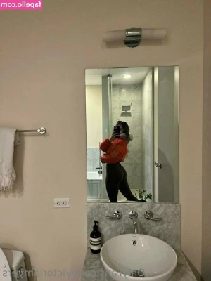 Victoria Lynn Myers [ victoria-lynn-myers ] - YEEHAWWW!!! cowboy dani coming at uuu 🤠 lucky for yall because im