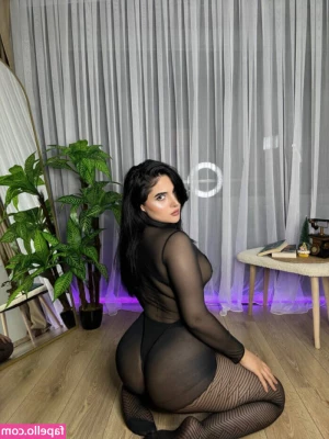 Sarem Uysal [ sarem-uysal ] - Watch me fuck myself with a bright fun dildo and cum with a pretty