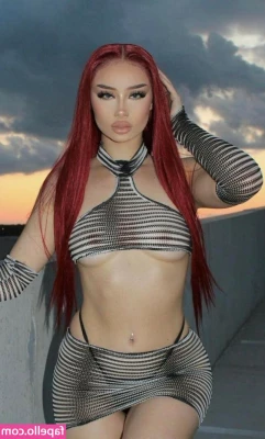 Auhneesh Nicole [ auhneesh-nicole ] - do you like my pajamas better on or off